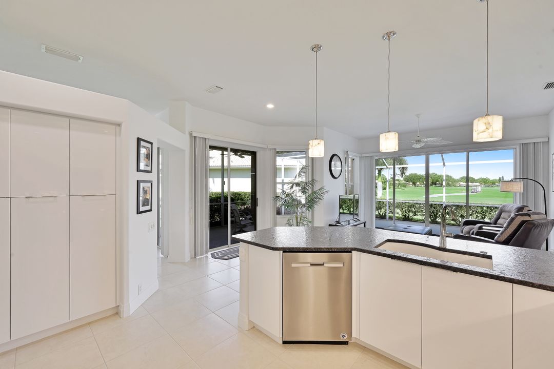 13470 Bridgeford Ave, Bonita Springs, FL 34135