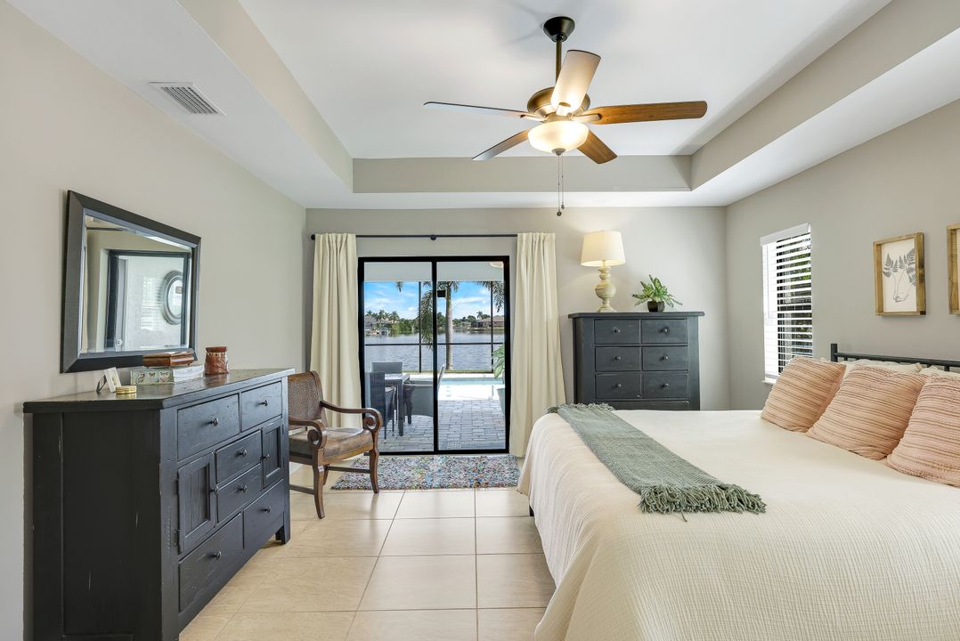 401 NE 19th Pl, Cape Coral, FL 33909