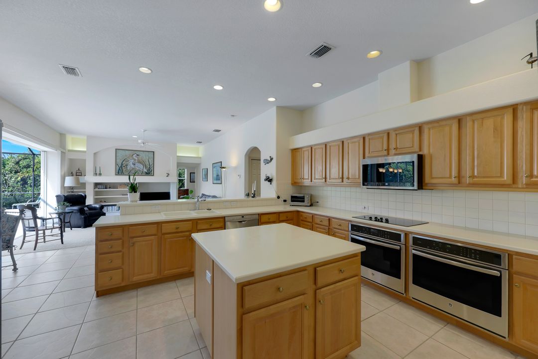 3500 Pine Fern Ln, Bonita Springs, FL 34134