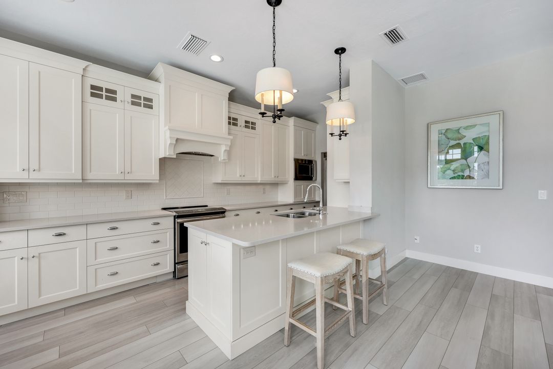 3470 Thornbury Ln, Bonita Springs, FL 34134