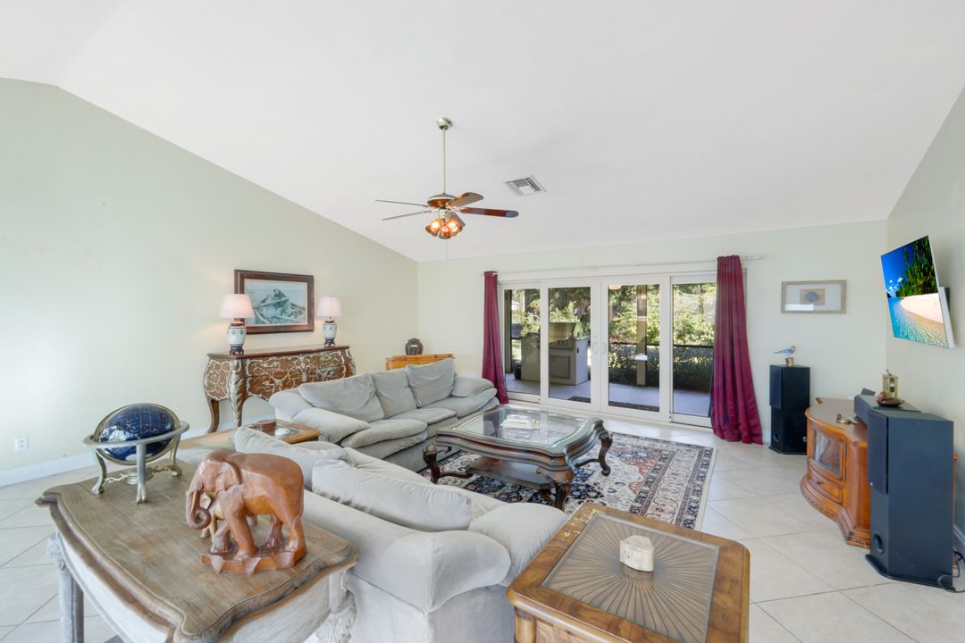 9960 Treasure Cay Ln, Bonita Springs, FL 34135