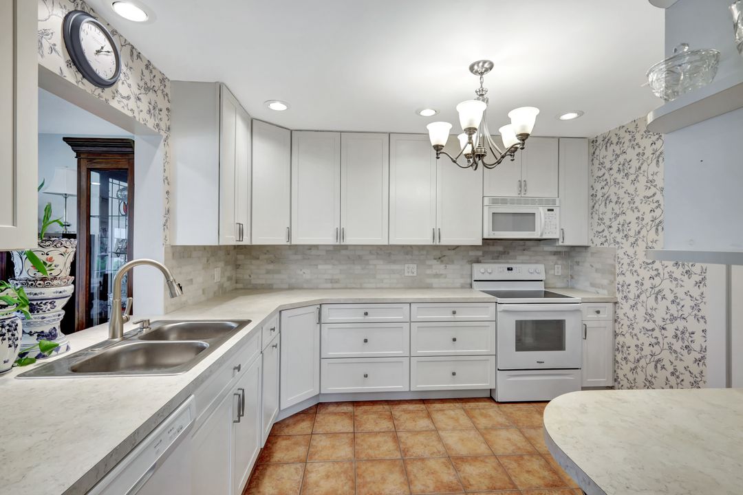 13530 Stratford Pl Cir, Fort Myers, FL 33919