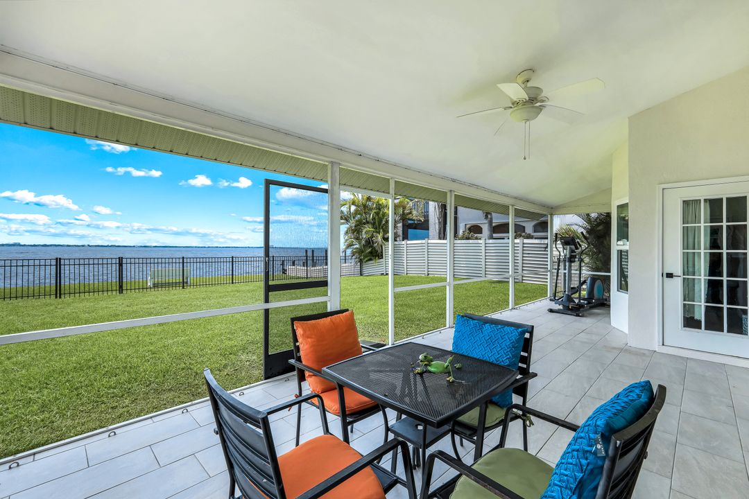2250 SE 28th St, Cape Coral, FL 33904