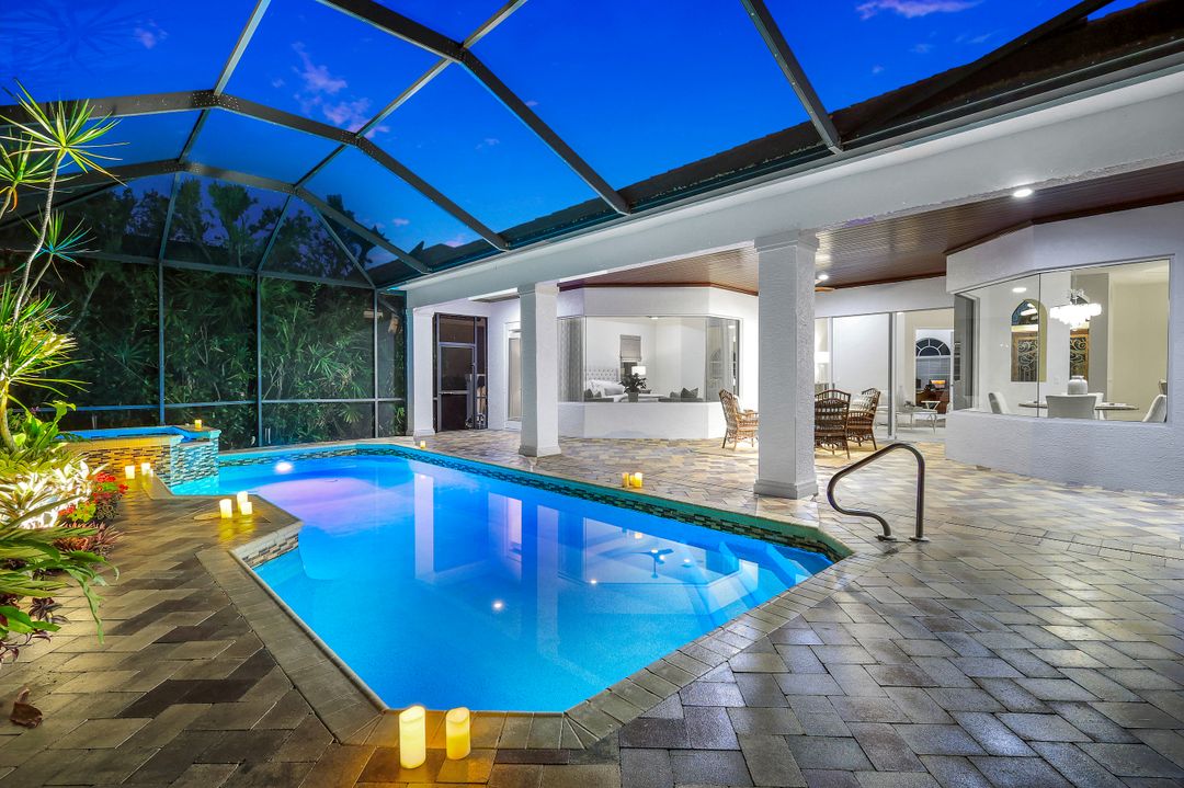 7633 Mulberry Ln, Naples, FL 34114