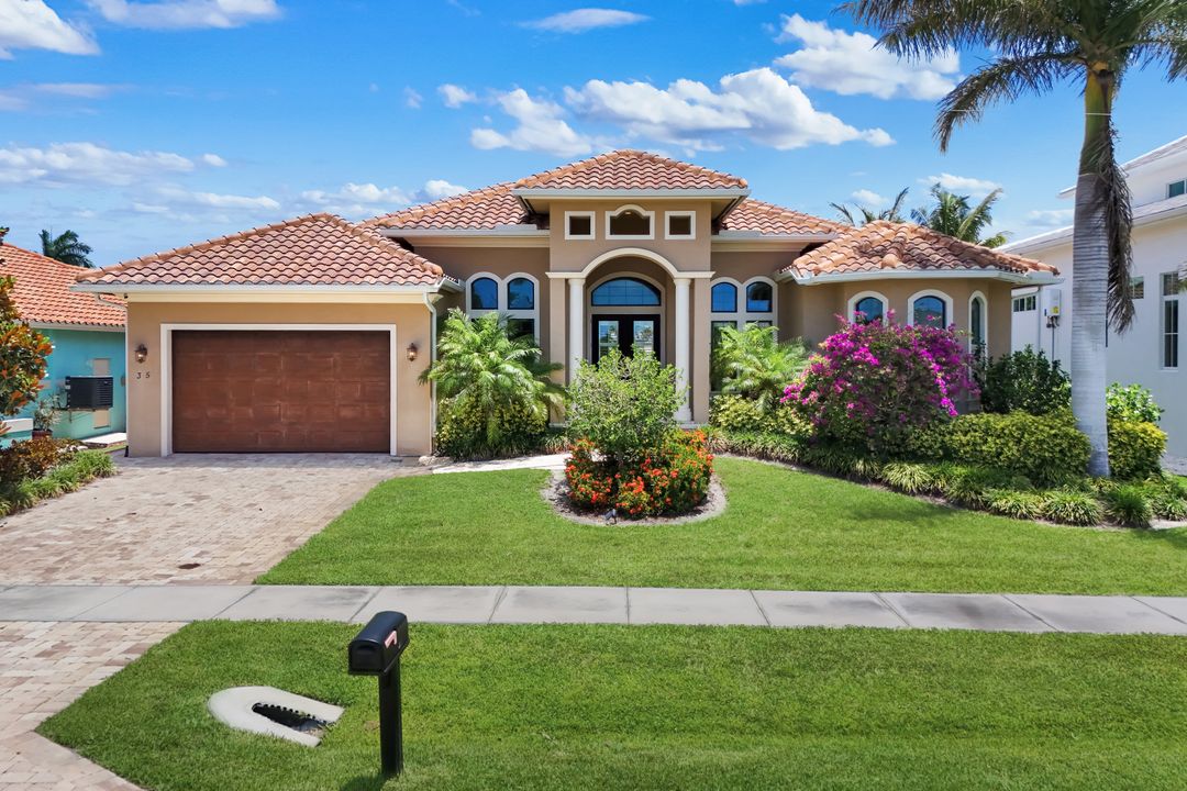 35 Covewood Ct, Marco Island, FL 34145
