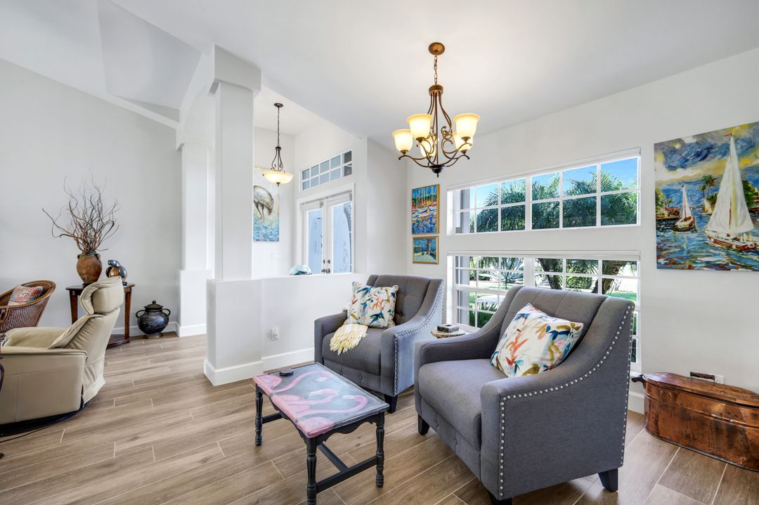 4913 SW 11th Ave, Cape Coral, FL 33914