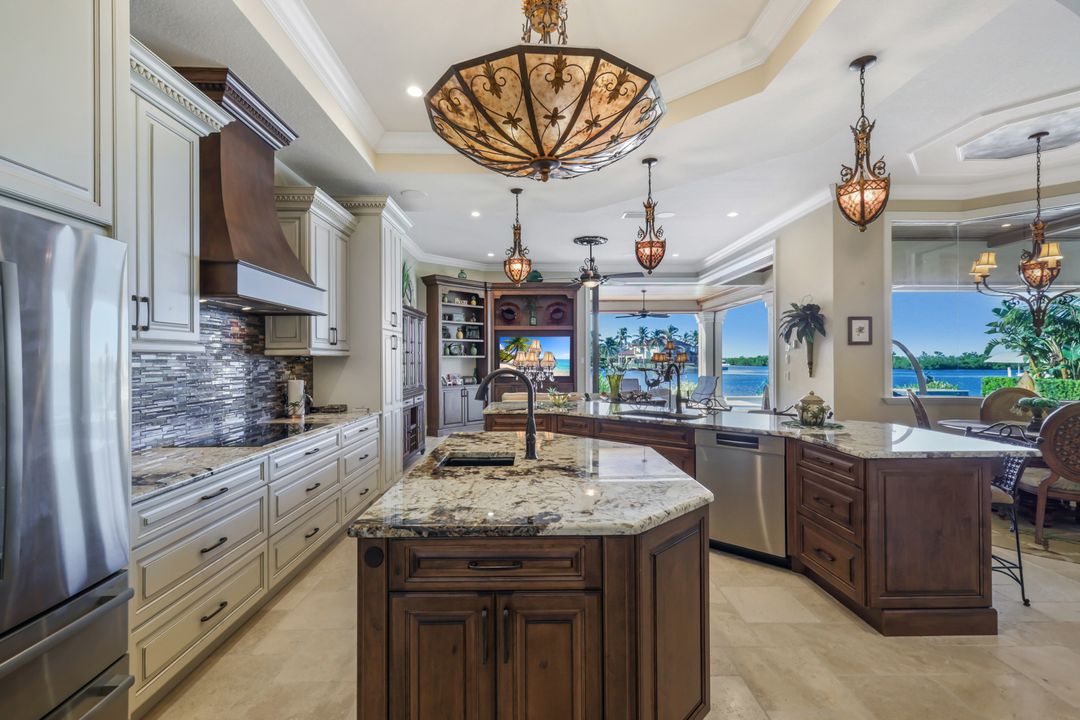 4108 NW 11th St, Cape Coral, FL 33993