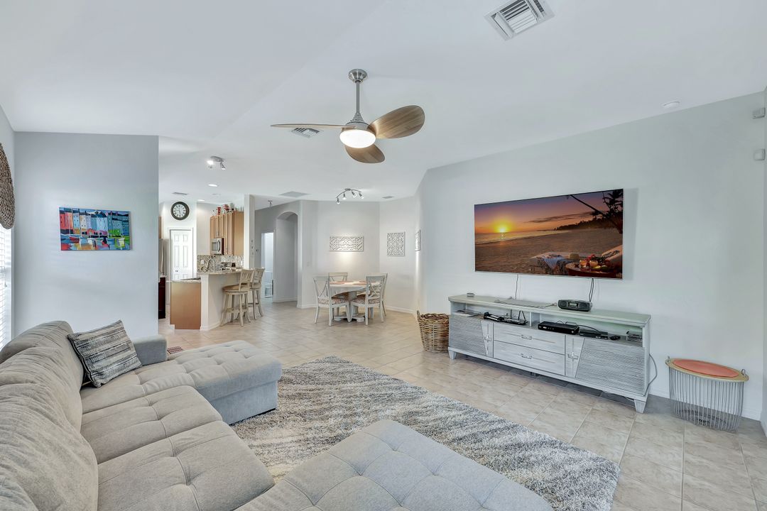 3737 Pino Vista Way, Estero, FL 33928