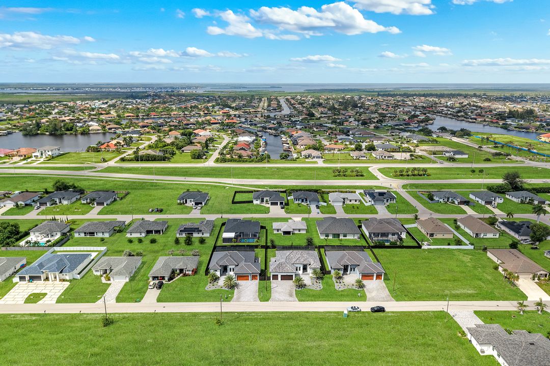 342 SW 31st Ave, Cape Coral, FL 33991