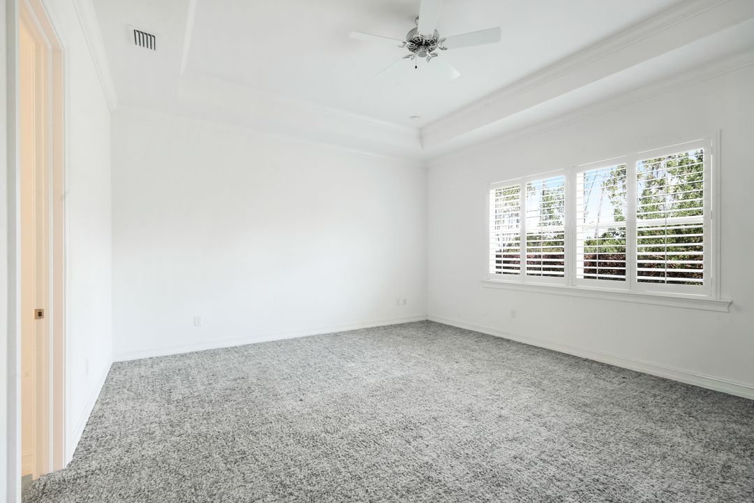28105 Captiva Shell Lp, Bonita Springs, FL 34135