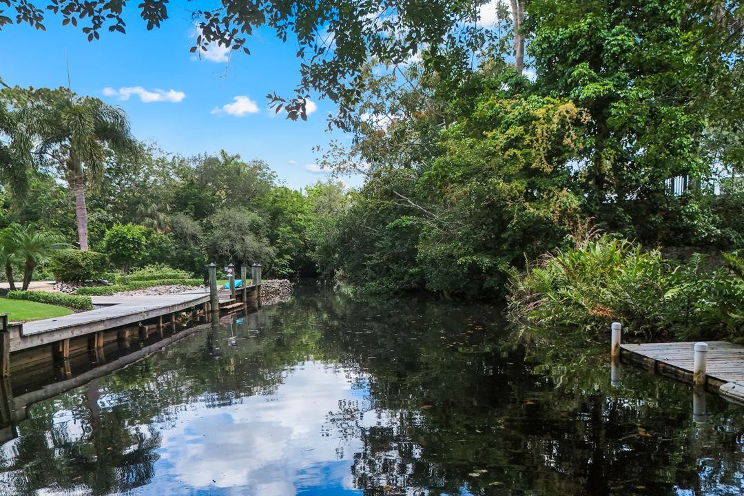27292 East Dr, Bonita Springs, FL 34135