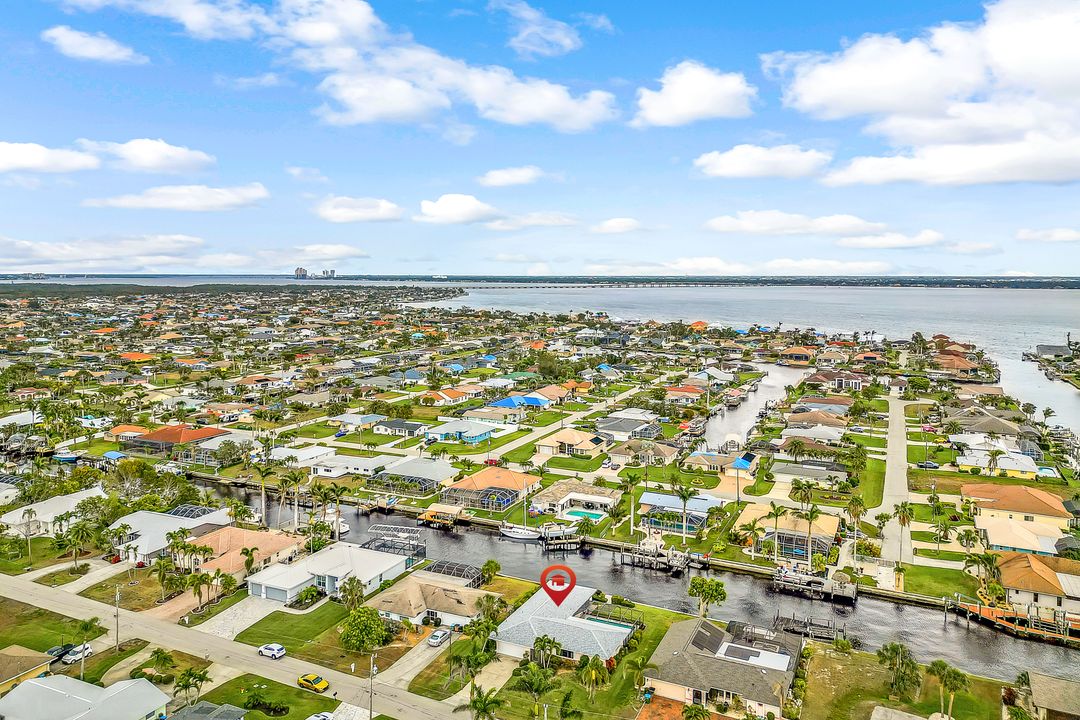 3117 SE 19th Ave, Cape Coral, FL 33904