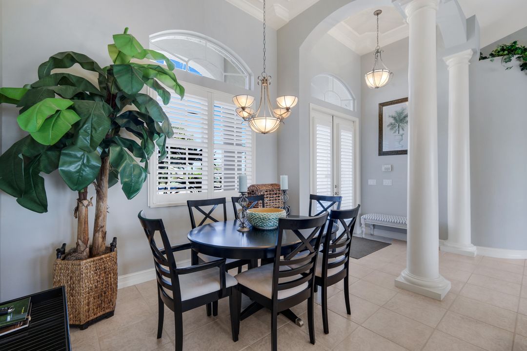 2014 Cape Coral Pkwy W, Cape Coral, FL 33914