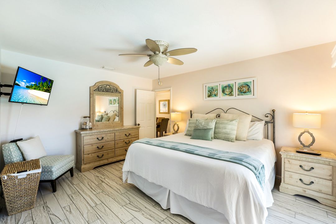 20 Hickory Ct, Marco Island, FL 34145