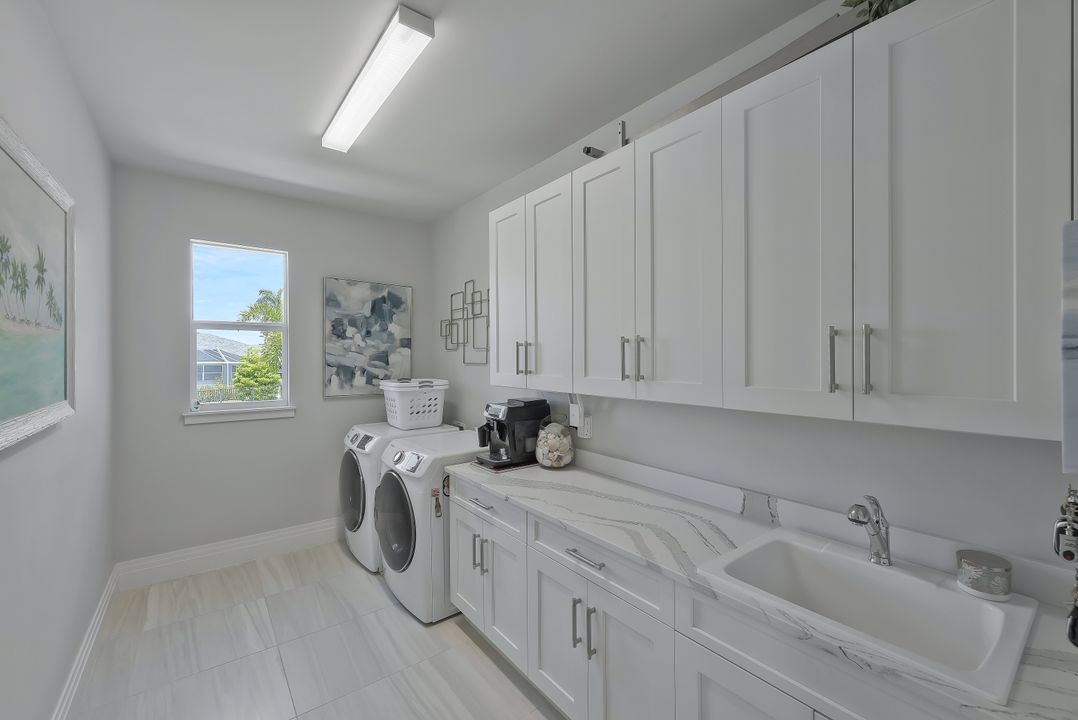 3816 SE 21st Pl, Cape Coral, FL 33904