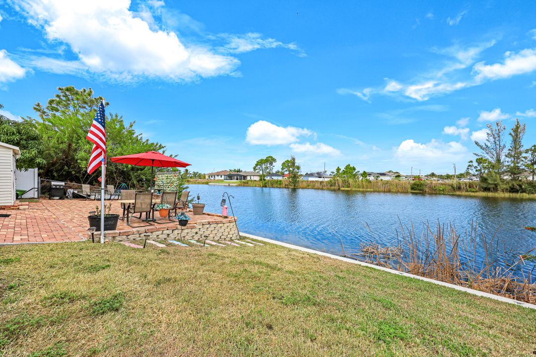 2427 NW 25th St, Cape Coral, FL 33993