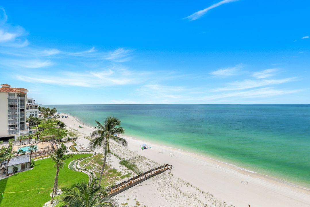 9715 Gulf Shore Dr #702, Naples, FL 34108