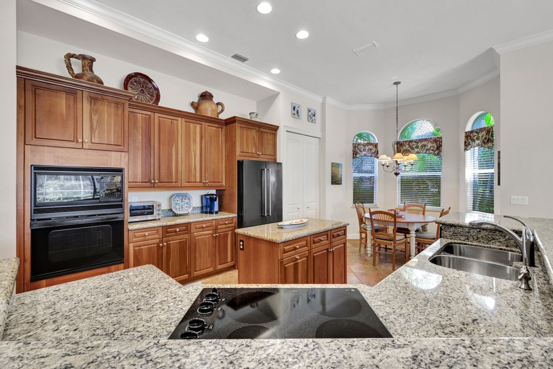 27536 Riverbank Dr, Bonita Springs, FL 34134