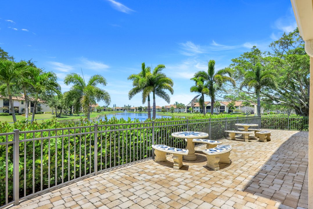 8336 Charter Club Cir #10, Fort Myers, FL 33919
