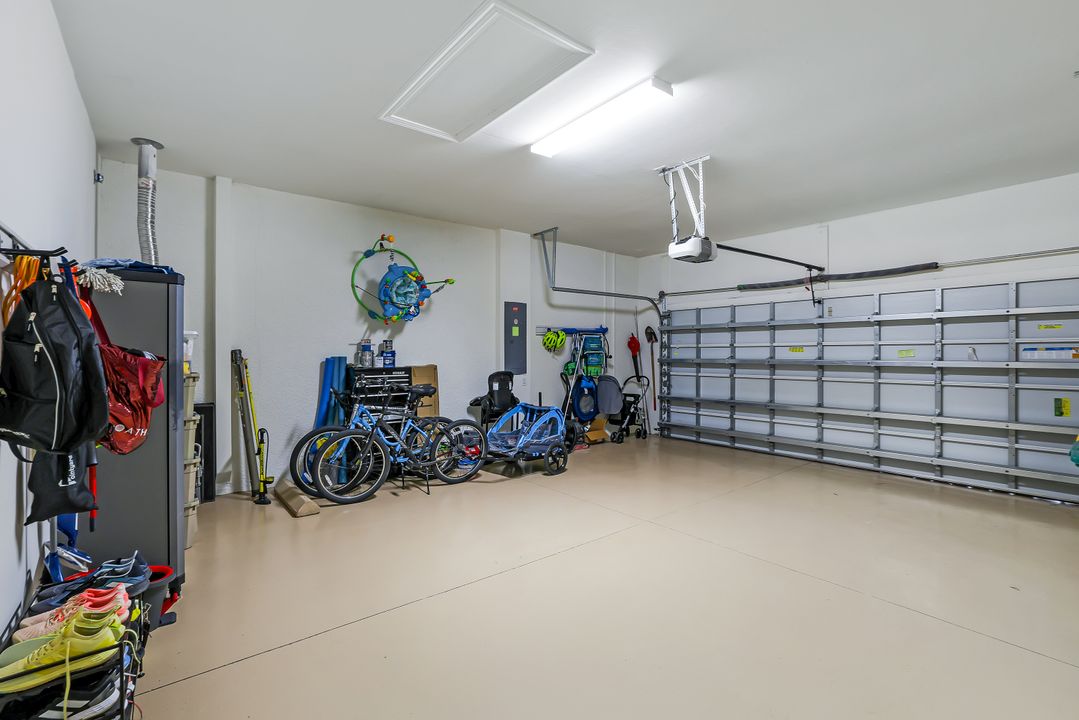 9568 Mussorie Ct, Naples, FL 34114