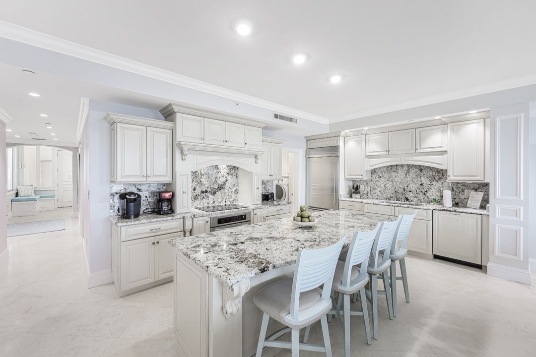 780 S Collier Blvd #904, Marco Island, FL 34145