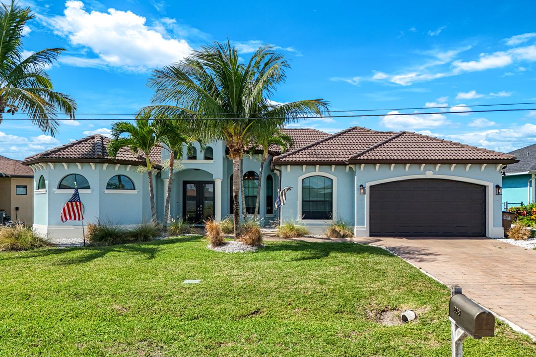208 SW 15th St, Cape Coral, FL 33991