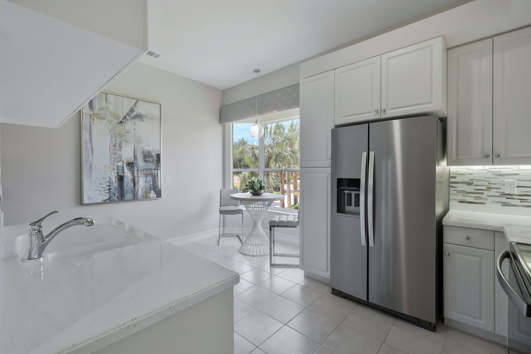 1855 Les Chateaux Blvd #201, Naples, FL 34109