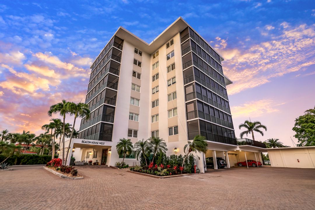 2170 Gulf Shore Blvd N #62W, Naples, FL 34102