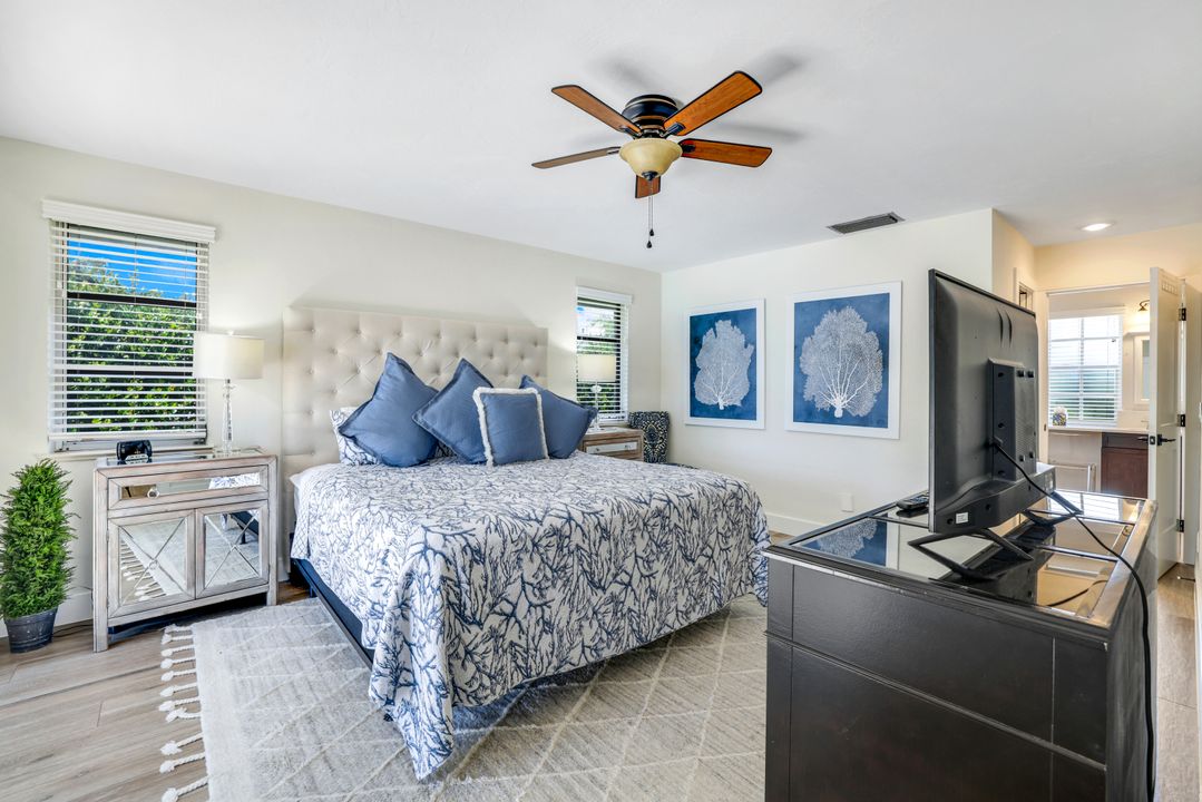 400 S Barfield Dr, Marco Island, FL 34145