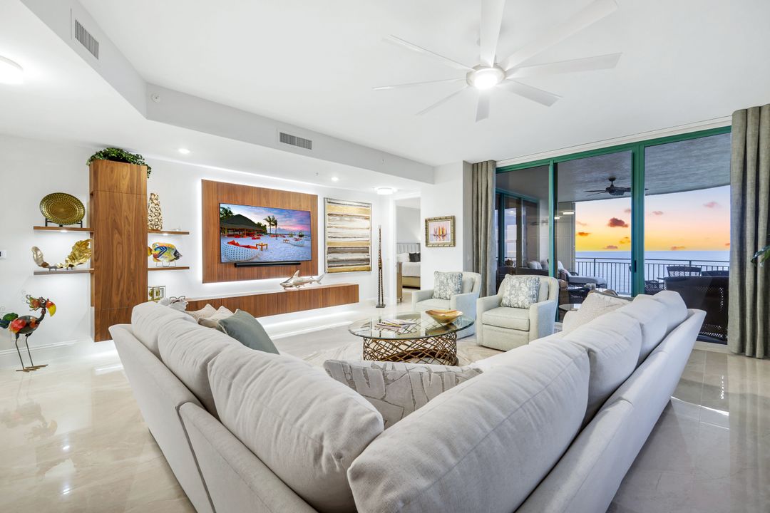 930 Cape Marco Dr #506, Marco Island, FL 34145