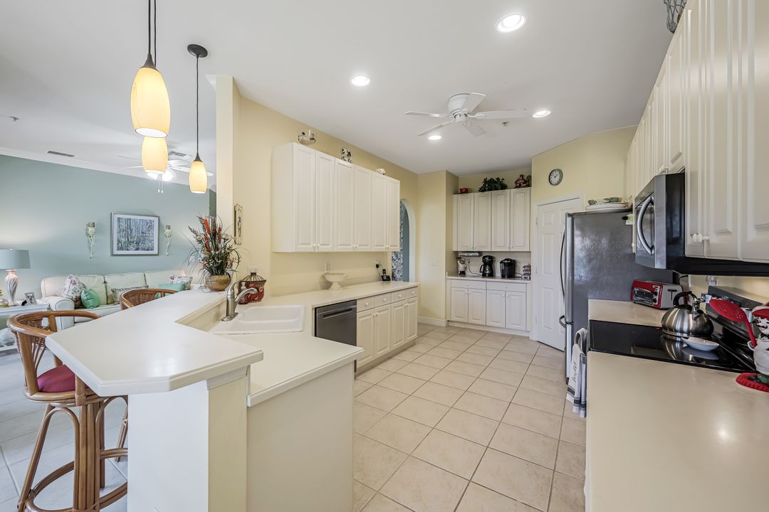 5601 Chelsey Ln #203, Fort Myers, FL 33912