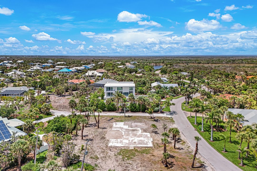 4733 Rue Belle Mer, Sanibel, FL 33957