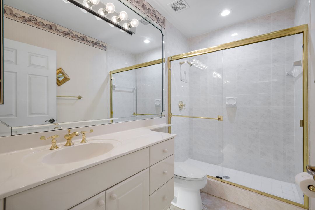 2036 Cascades Dr #7, Naples, FL 34112