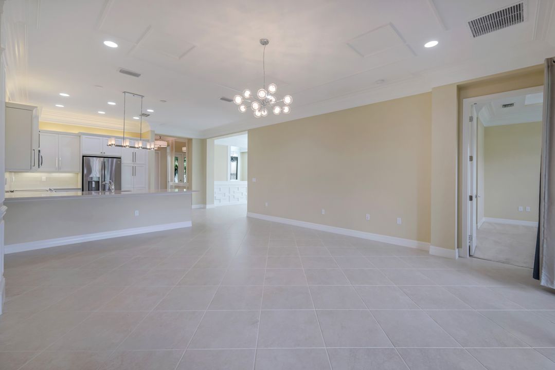 13350 Coronado Dr, Naples, FL 34109