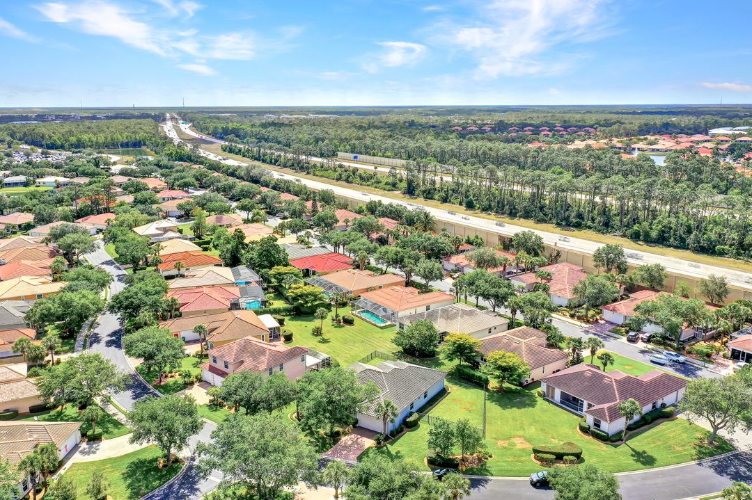 3967 Ruxton Rd, Naples, FL 34116