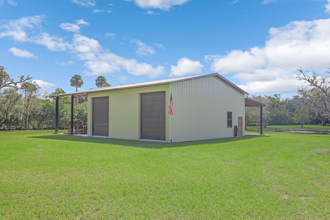 18850 S River Rd, Alva, FL 33920