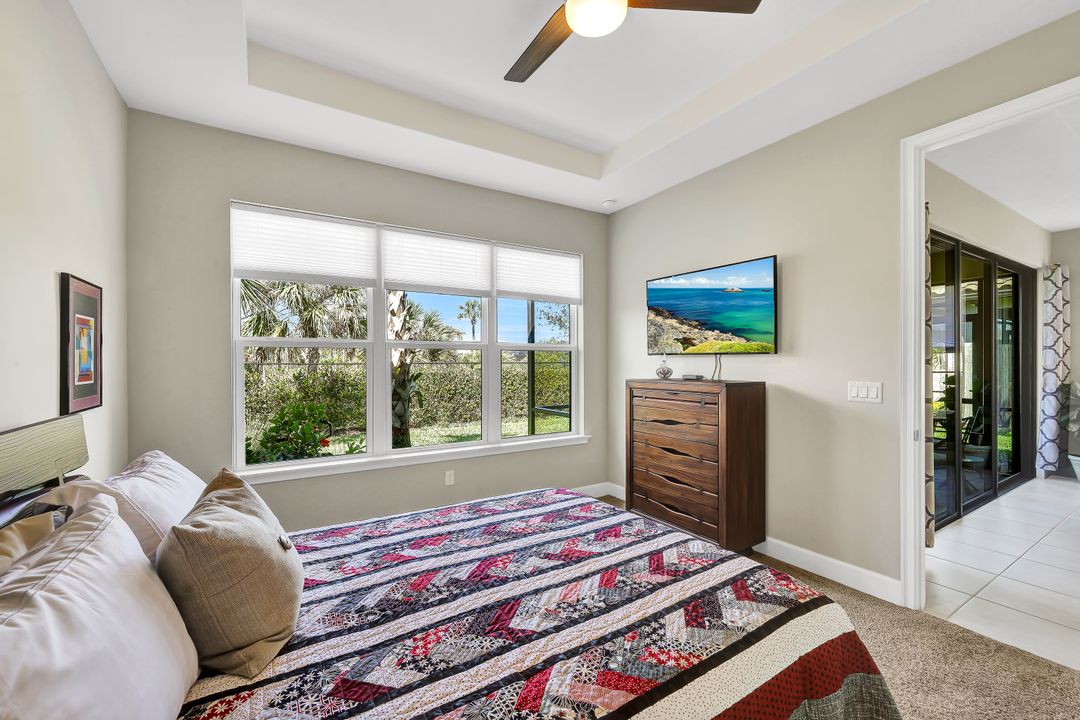 8107 Calle Canovas St, Naples, FL 34114