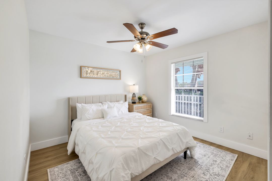 3322 Oasis Blvd, Cape Coral, FL 33914