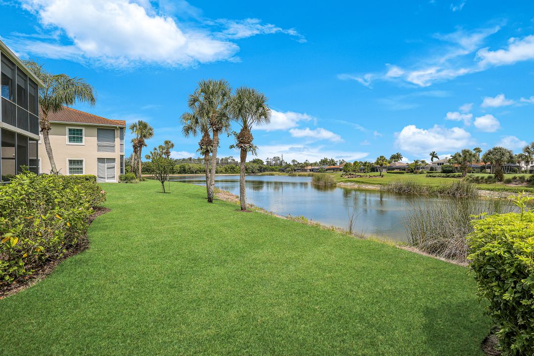 6029 Trophy Dr #301, Naples, FL 34110