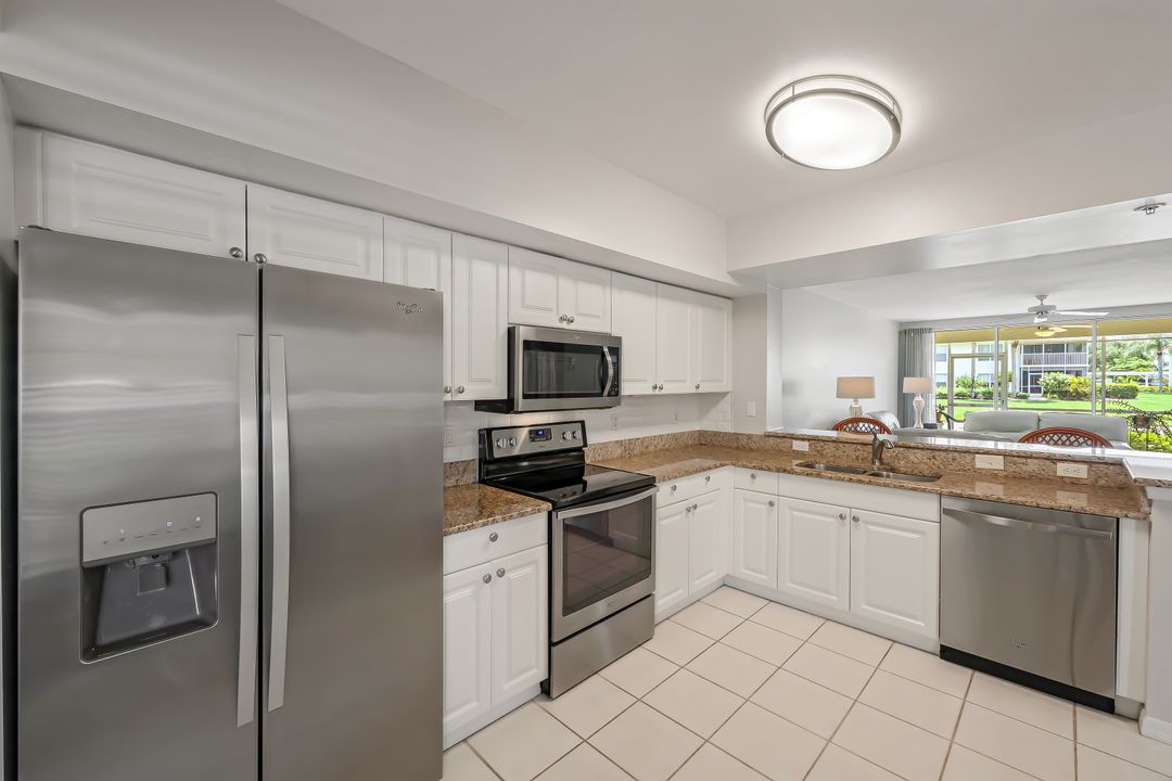 5035 Cedar Springs Dr #103, Naples, FL 34110