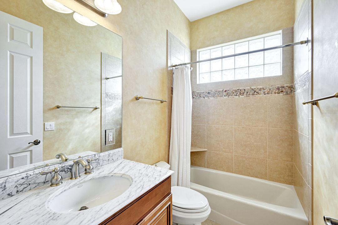 951 Ironwood Ct, Marco Island, FL 34145