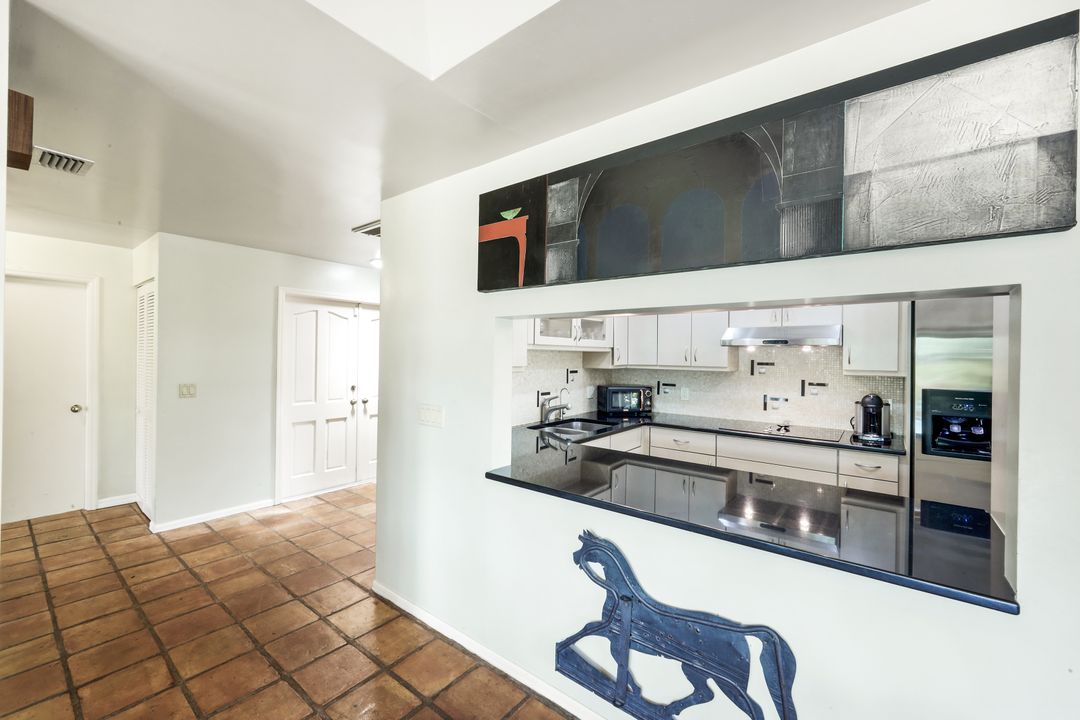 330 Bald Eagle Dr, Naples, FL 34105