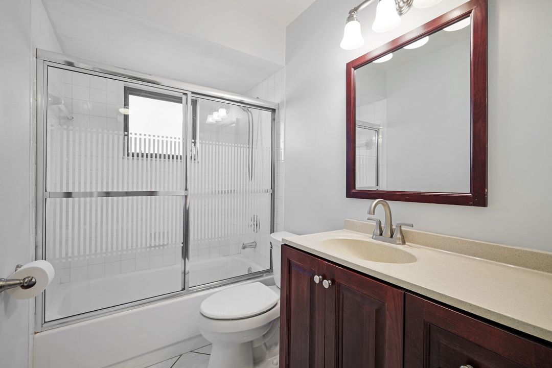 13226 Greywood Cir, Fort Myers, FL 33966