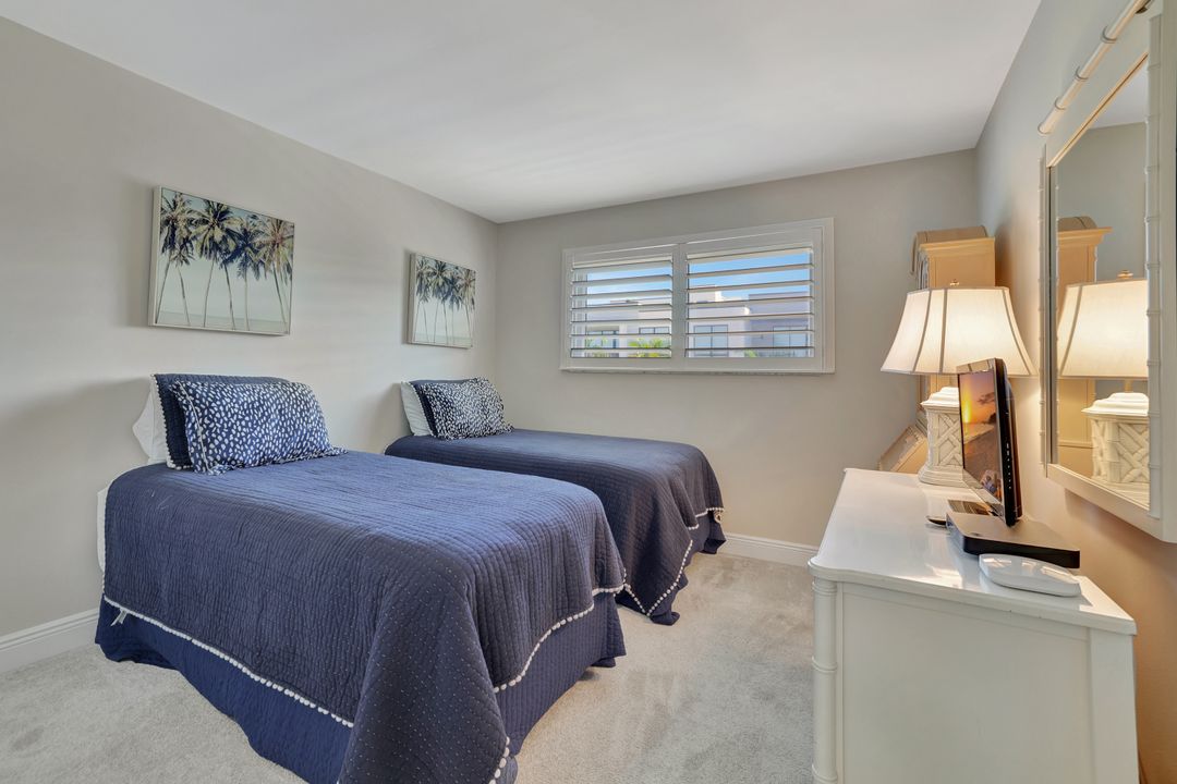 766 Central Ave #304, Naples, FL 34102