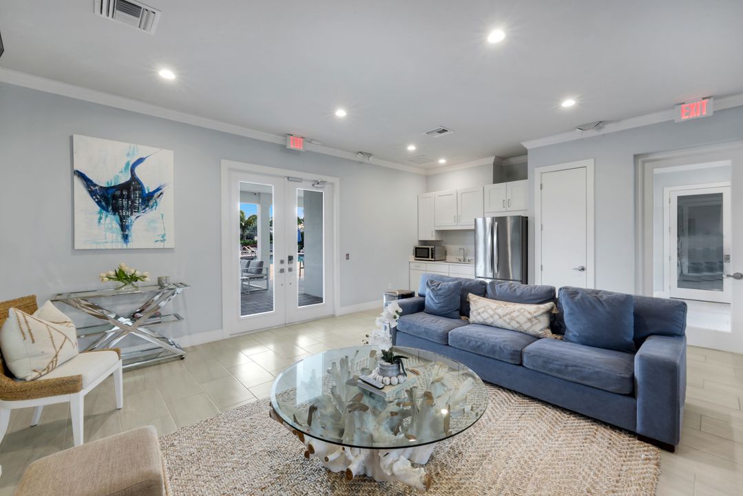 14788 Kingfisher Lp, Naples, FL 34120