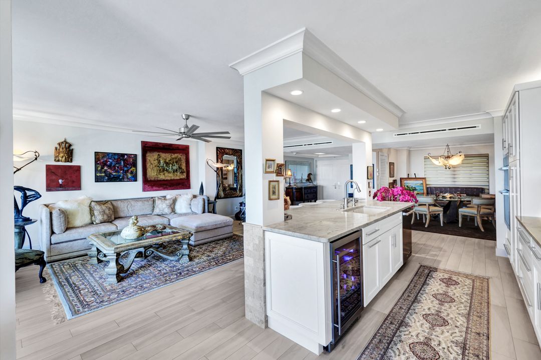 4401 Gulf Shore Blvd N, Naples, FL 34103