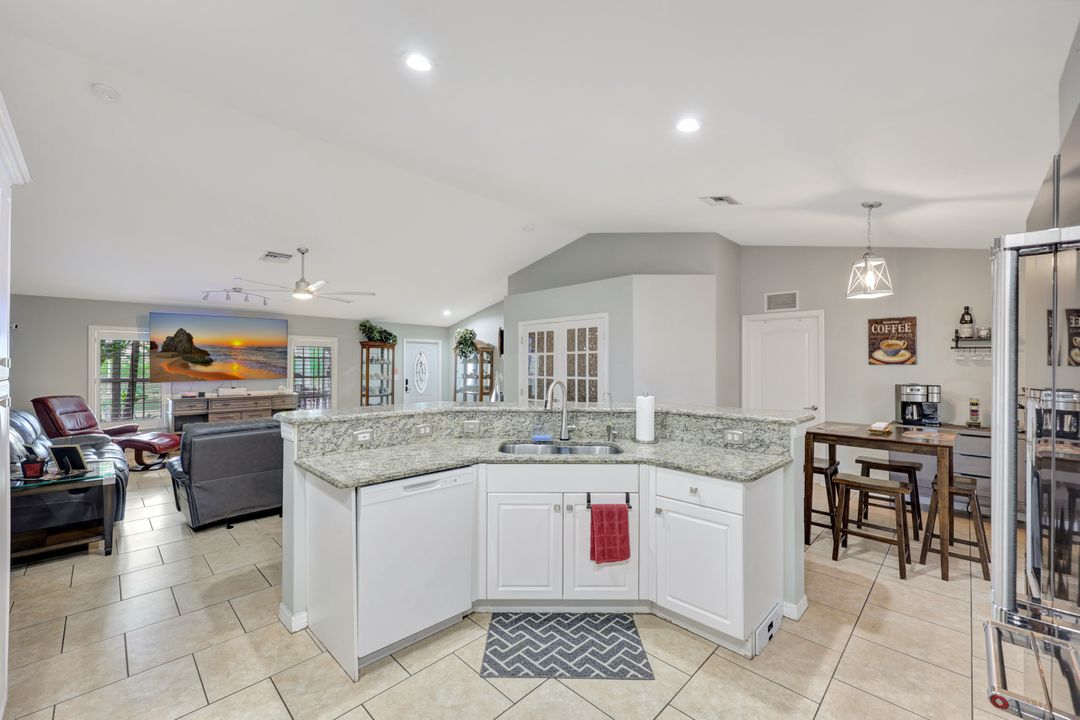 2300 NW 25th St, Cape Coral, FL 33993