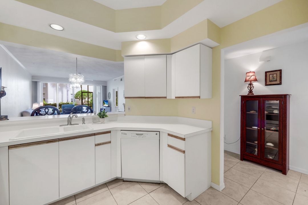 4110 Sawgrass Point Dr #104, Bonita Springs, FL 34134