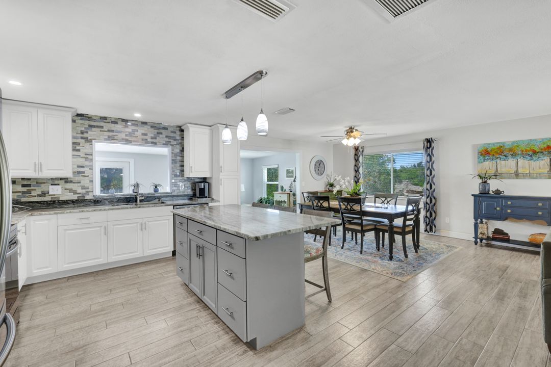 3210 King St, Fort Myers, FL 33916