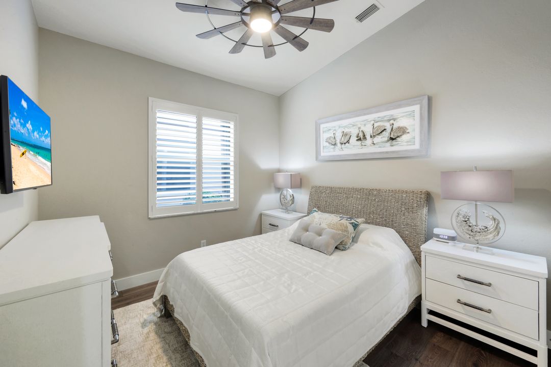 8612 Ibis Cove Cir, Naples, FL 34119